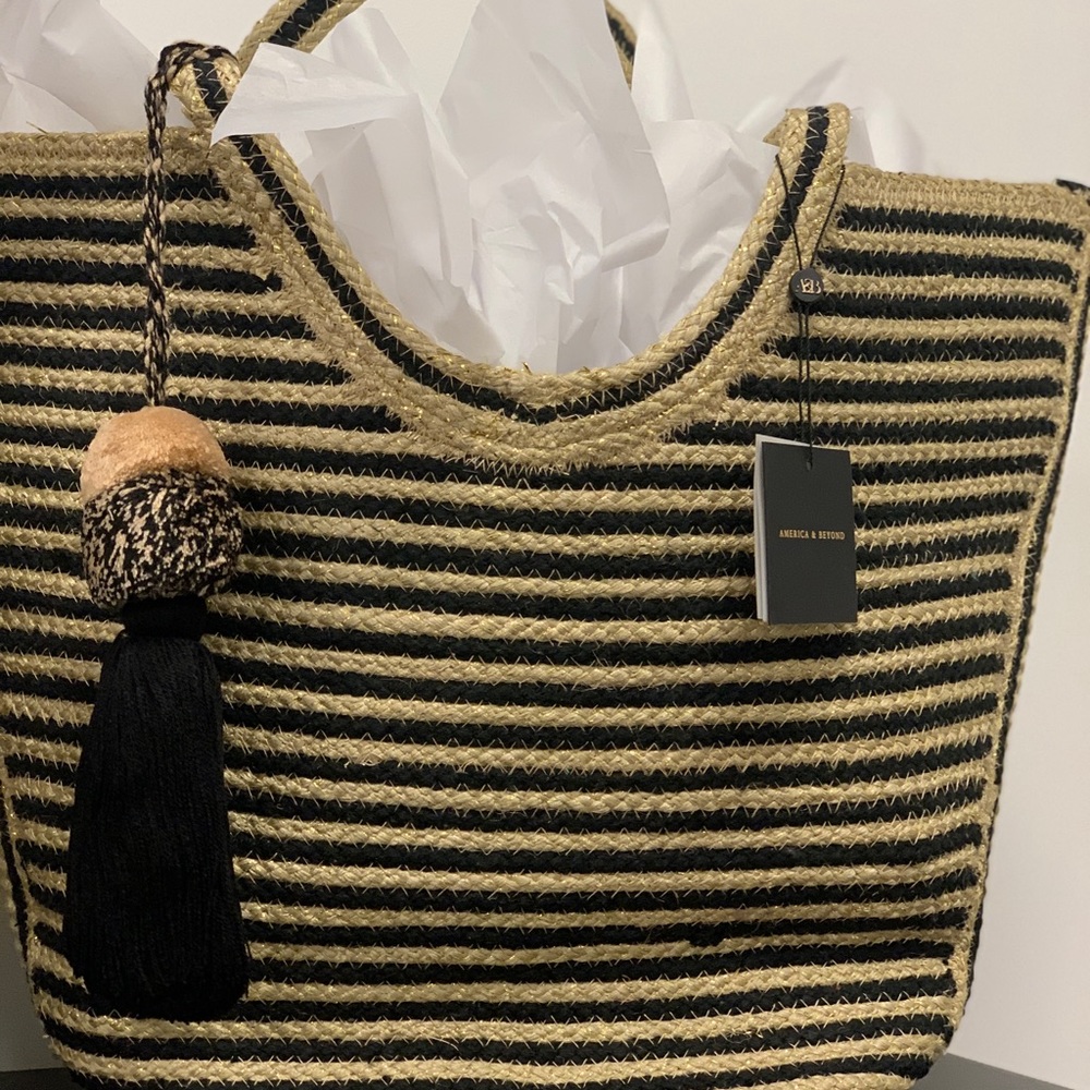 Women’s beach bag